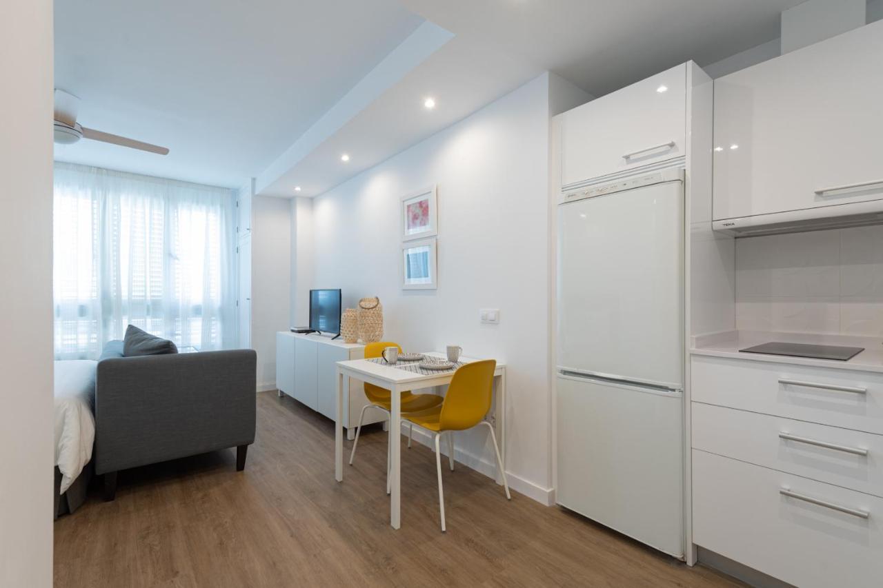 Homeforguest Moderno Estudio Junto A Las Canteras Las Palmas de Gran Canaria Exteriör bild